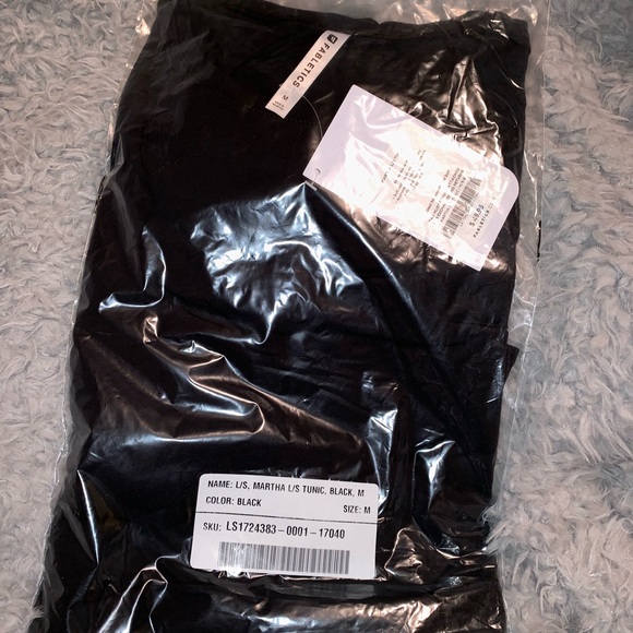 Martha Tunic Fabletics Black Medium 6-8 - Picture 3 of 6